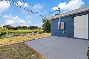 2698 46th Ave N, Saint Petersburg, FL 33714 - Photo 6