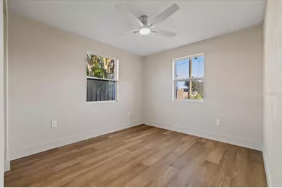 2698 46th Avenue N, Saint Petersburg, FL 33714 - Photo 26
