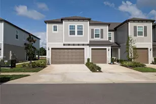 3385 Lapis Lk Dr, Zephyrhills, FL 33541 - Photo 2