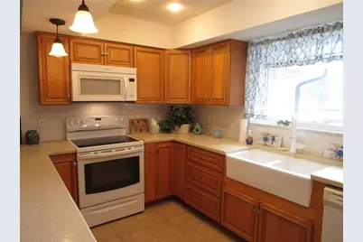 7401 Galloway Road, Weeki Wachee, FL 34613 - Photo 10