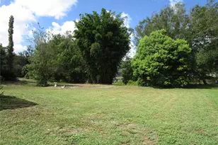 7401 Galloway Rd, Weeki Wachee, FL 34613 - Photo 46