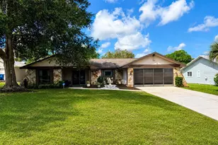 7401 Galloway Rd, Weeki Wachee, FL 34613 - Photo 1