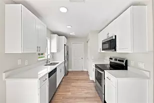 13246 Asbury St, Spring Hill, FL 34609 - Photo 14