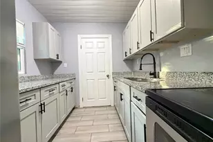 6007 Corson Ave, New Port Richey, FL 34653 - Photo 10