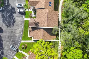 8015 Picketts Ct, Weeki Wachee, FL 34613 - Photo 4