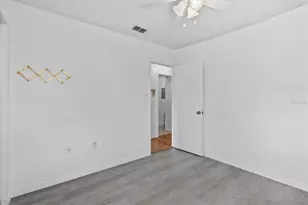 8015 Picketts Ct, Weeki Wachee, FL 34613 - Photo 38