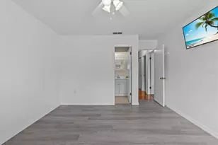 8015 Picketts Ct, Weeki Wachee, FL 34613 - Photo 34