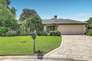 8228 Golf Club Ct, Hudson, FL 34667 - Photo 6