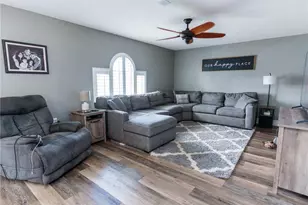 2722 Heathgate Way, Land O Lakes, FL 34638 - Photo 6
