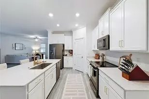 9962 Campanula Ct, Land O Lakes, FL 34637 - Photo 8