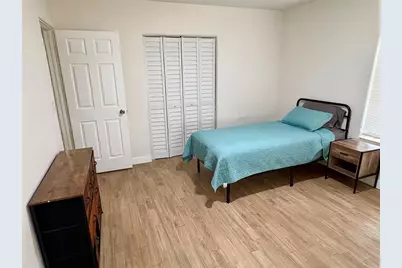 780 26th Avenue S, Saint Petersburg, FL 33705 - Photo 26