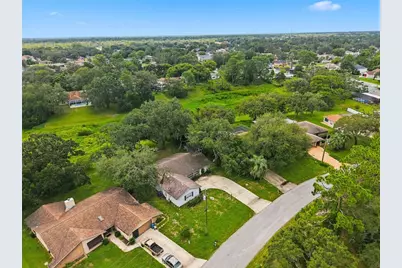 2134 Laredo Avenue, Spring Hill, FL 34608 - Photo 38