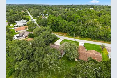 2134 Laredo Avenue, Spring Hill, FL 34608 - Photo 40