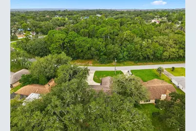 2134 Laredo Avenue, Spring Hill, FL 34608 - Photo 36