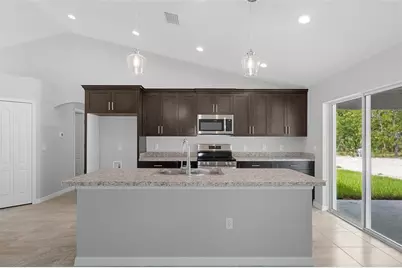12085 Manassas Avenue, Weeki Wachee, FL 34614 - Photo 10