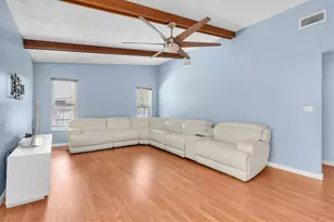 914 Harbor Cir, Palm Harbor, FL 34683 - Photo 12