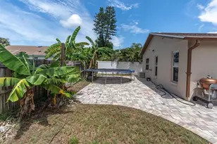 914 Harbor Cir, Palm Harbor, FL 34683 - Photo 38