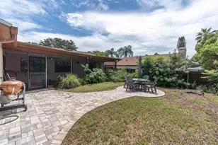 914 Harbor Cir, Palm Harbor, FL 34683 - Photo 36