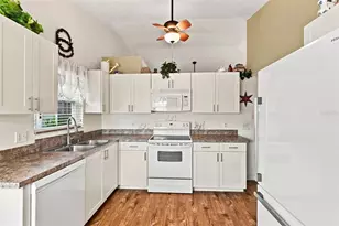 7637 Balharbour Dr, New Port Richey, FL 34653 - Photo 2