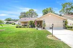 2485 Brooklawn St, Spring Hill, FL 34606 - Photo 2