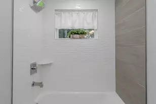 2332 Chancery Dr, Holiday, FL 34690 - Photo 14