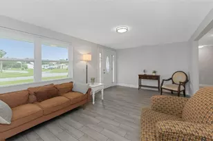 2332 Chancery Dr, Holiday, FL 34690 - Photo 6