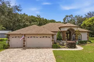 10531 Miracle Ln, New Port Richey, FL 34654 - Photo 70