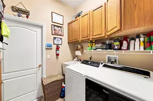 10531 Miracle Ln, New Port Richey, FL 34654 - Photo 42
