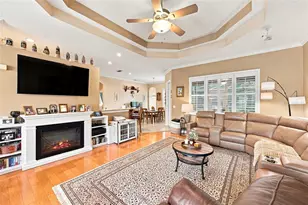 10531 Miracle Ln, New Port Richey, FL 34654 - Photo 14