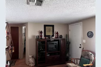 9040 Chatam Lane, Port Richey, FL 34668 - Photo 10