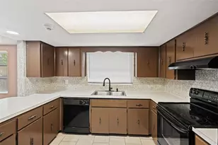 9926 Lakeside Ln, Port Richey, FL 34668 - Photo 24