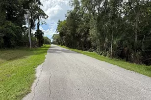 750 NE 10th St, Crystal River, FL 34428 - Photo 14