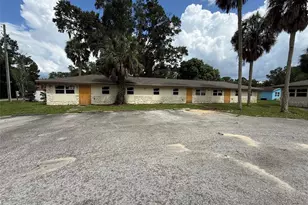 750 NE 10th St, Crystal River, FL 34428 - Photo 2