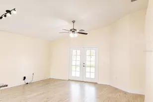 10114 Briar Cir, Hudson, FL 34667 - Photo 8
