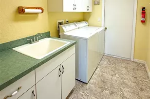 8533 Coral Creek Loop, Hudson, FL 34667 - Photo 18