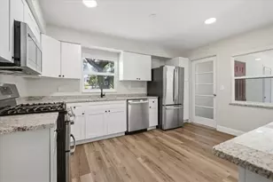 1837 Pasadena Dr, Dunedin, FL 34698 - Photo 8