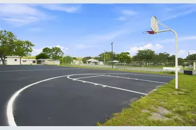 9483 Gray Fox Drive, Weeki Wachee, FL 34613 - Photo 42