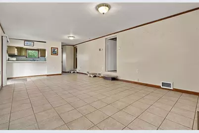 9483 Gray Fox Drive, Weeki Wachee, FL 34613 - Photo 4