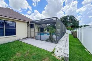 9542 Pebble Glen Ave, Tampa, FL 33647 - Photo 6