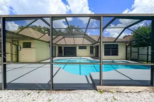 9542 Pebble Glen Ave, Tampa, FL 33647 - Photo 8