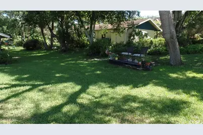 8057 Delaware Drive, Weeki Wachee, FL 34607 - Photo 32
