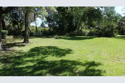8057 Delaware Drive, Weeki Wachee, FL 34607 - Photo 28