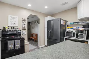 9122 Dupont Ave, Spring Hill, FL 34608 - Photo 12