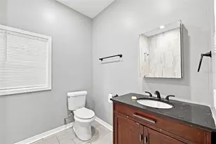 1609 E Lake Ave, Tampa, FL 33610 - Photo 16