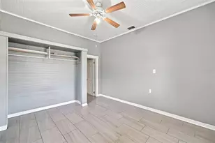 1609 E Lake Ave, Tampa, FL 33610 - Photo 14