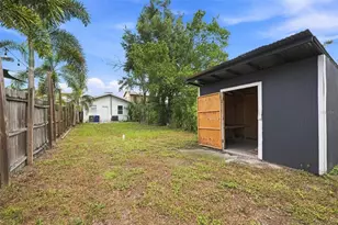 1609 E Lake Ave, Tampa, FL 33610 - Photo 24