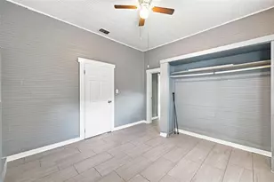1609 E Lake Ave, Tampa, FL 33610 - Photo 18