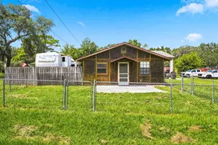 12823 Buckeye Dr, Hudson, FL 34669 - Photo 4
