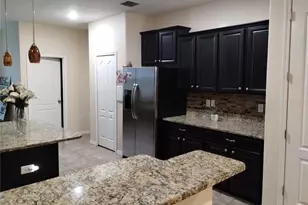 12722 Drakefield Dr, Spring Hill, FL 34610 - Photo 6