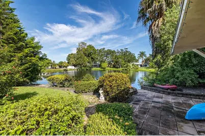 11555 Pine Street, Seminole, FL 33772 - Photo 16